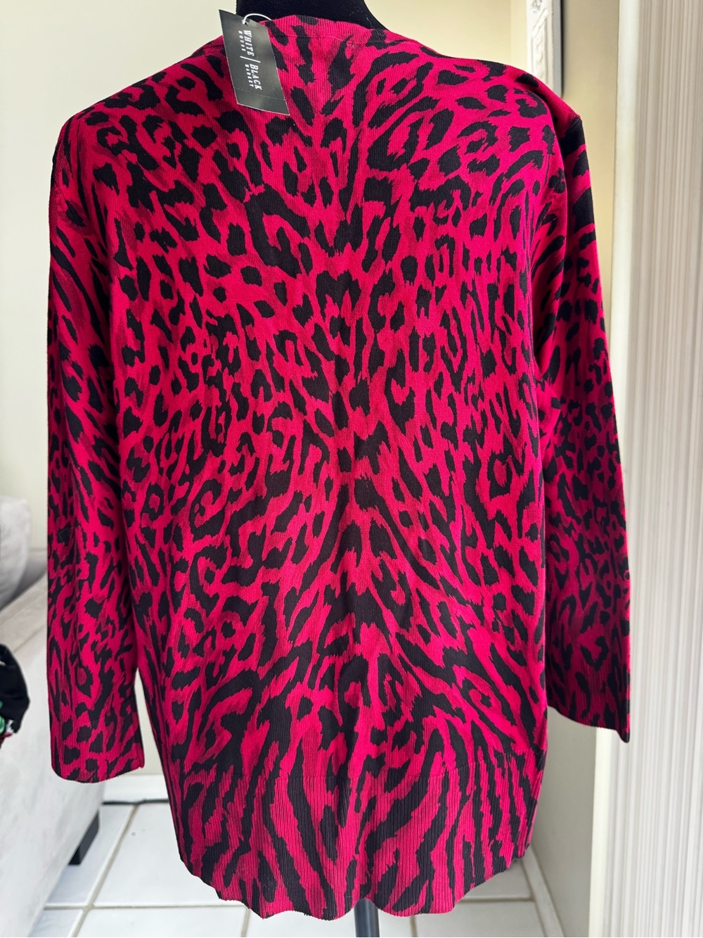 NWT White House Black Market Leopard Print Cardigan Sweater XL Pin Black 3/4 Sle